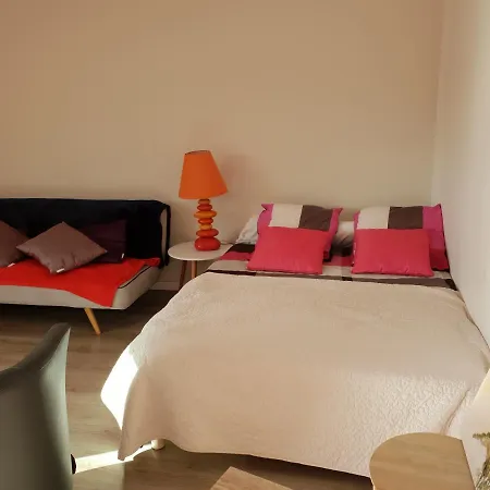 Le Rocher Apartment *